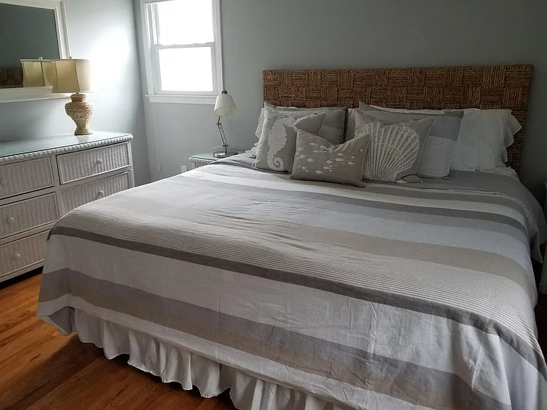 23 Dover Ave #1 — Photo 35