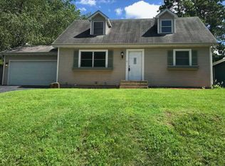 3008 Foliage Ln, Rockford, IL