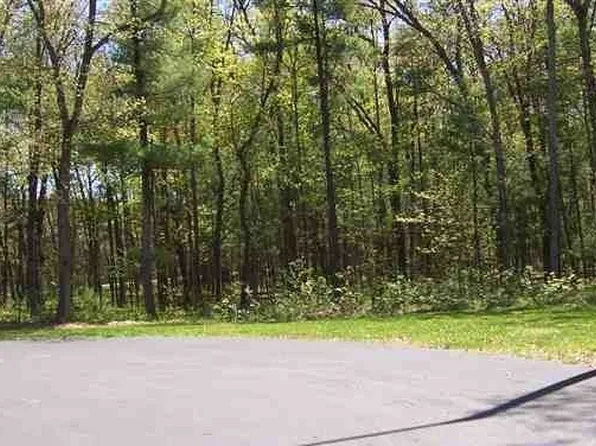 198 Cliffside Dr, Wisconsin Dells, WI 53965