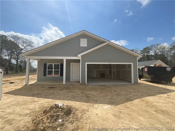 67 Market St, Parkton, NC 28371