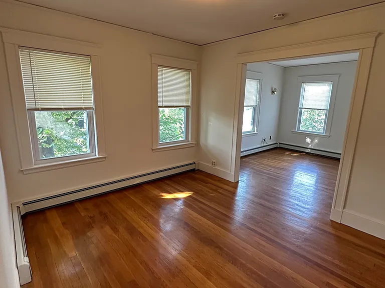 289 Highland Ave #2R — Photo 1