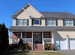19 Parker Pl, Fords, NJ 08863