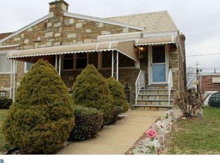 2807 Rhawn St, Philadelphia, PA 19152