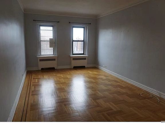 5th image of 4355 Kissena Blvd APT 6K