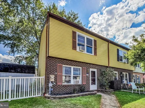 801 Ewing Dr, Westminster, MD 21158