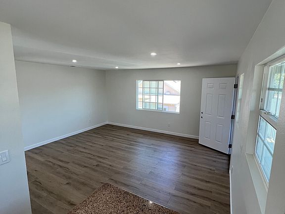4th image of 716 B Ave