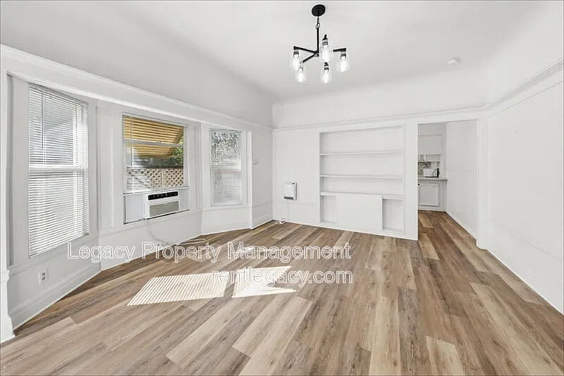 1 bed, 1.0 bath, 1383 sqft, $1,450 — Photo 3