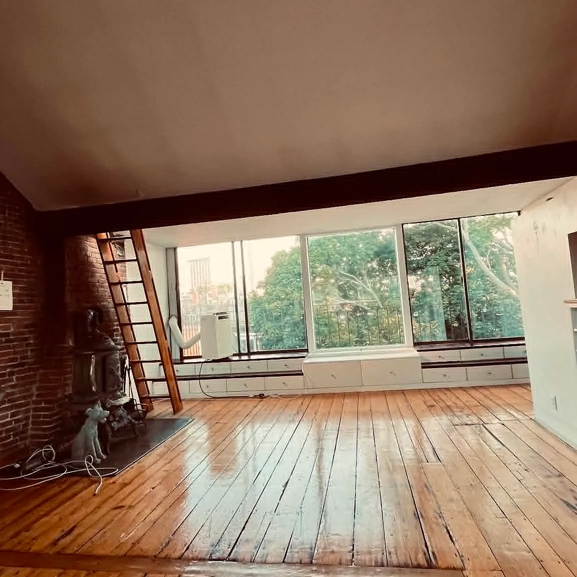 2 bed, 1620 sqft, $5,950 — Photo 3