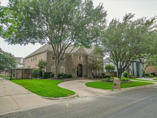 6717 Savannah Ln, Fort Worth, TX 76132