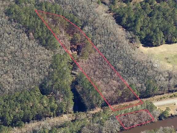 3rd image of 208 Bingham Rd