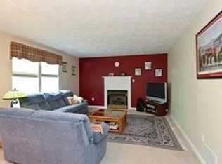 121 Pine Creek Dr, Venetia, PA