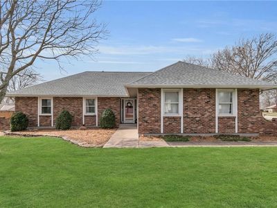 100 S Woodson Dr, Raymore, MO, 64083