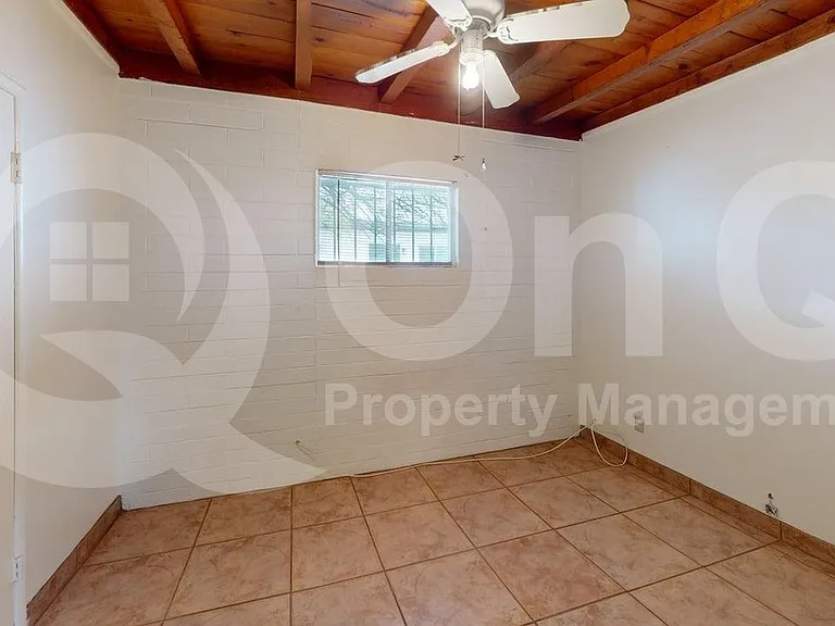 3564 E Kleindale Rd #C — Photo 5