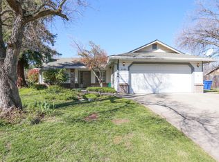 6388 Hemlock St, Redding, CA 96001