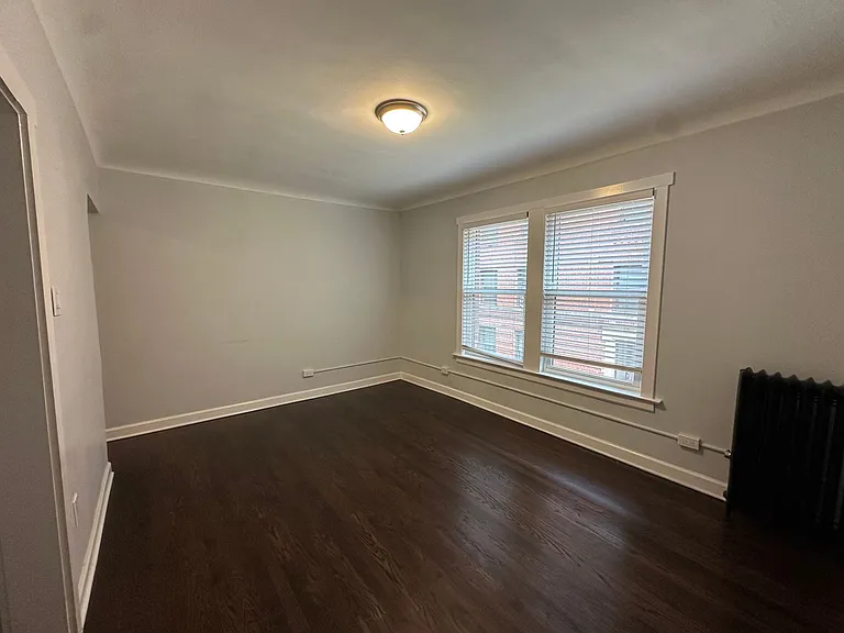 1383 W Greenleaf Ave #2N — Photo 23