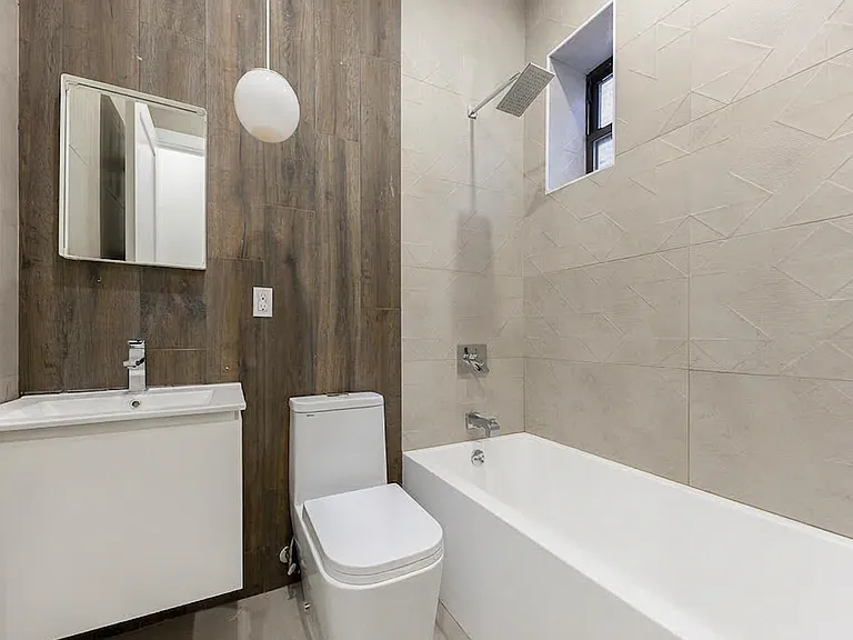 183 Eldert St #3R — Photo 7