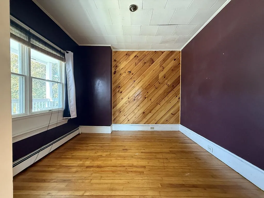 322 High St — Photo 2