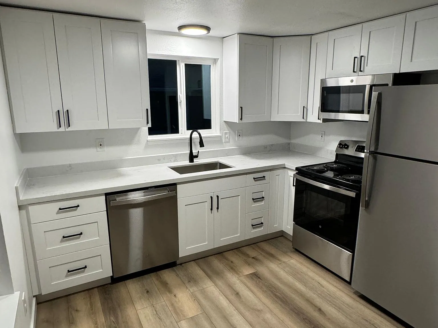 113 E Marion St — Photo 1