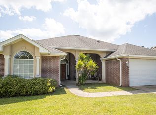 6808 Westwind Dr, Ocean Springs, MS 39532
