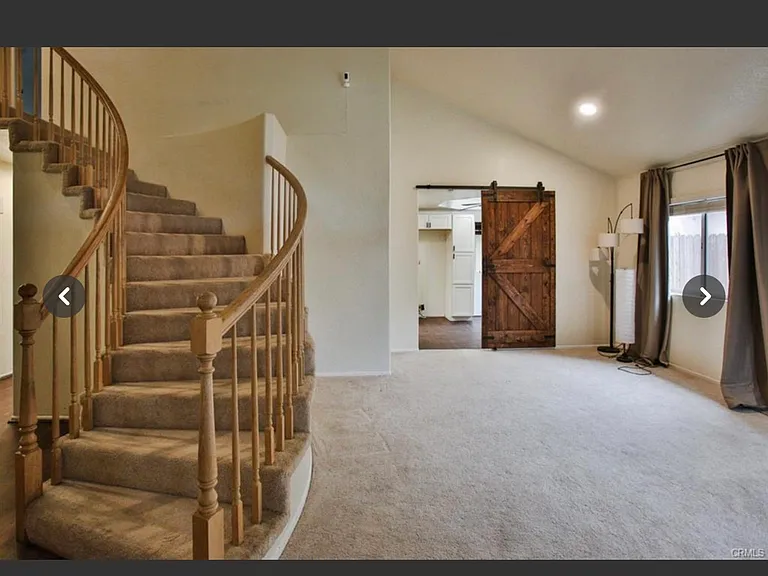 25932 Andre Ct — Photo 2