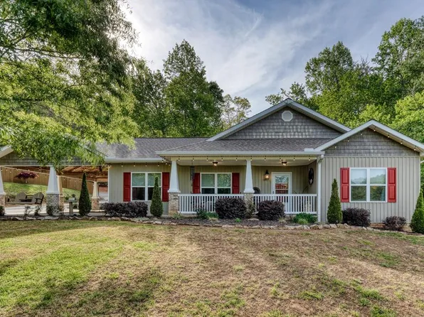 78 Bells Holw, Blairsville, GA 30512