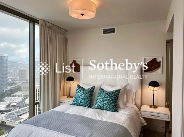 1001 Queen St, Honolulu, HI