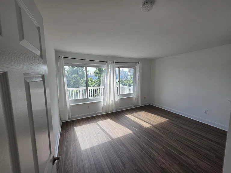 7430 Boulevard East #4A — Photo 23