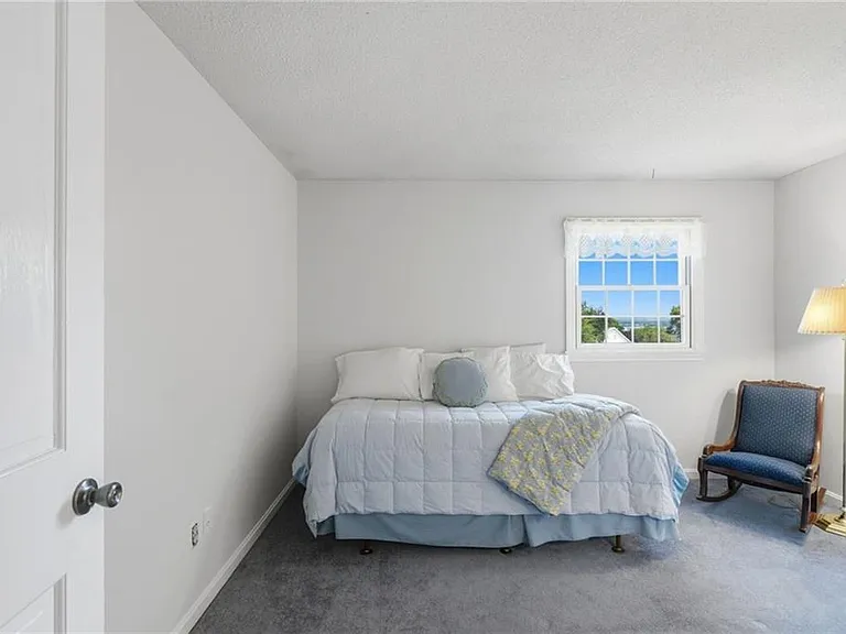 131 Taylor Rd — Photo 21