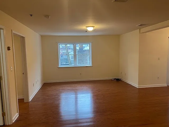 1031 Clinton St #3A — Photo 2