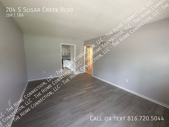 2nd image of 204 S Sugar Creek Blvd