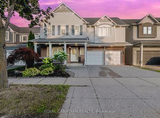 5180 Blue Spruce Ave, Burlington, ON L7L 6H1