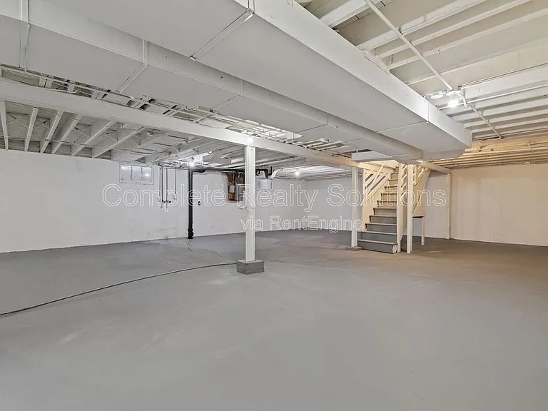 524 Gerald Pl — Photo 36