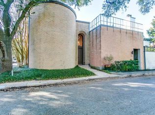 1201 Berthea St, Houston, TX 77006