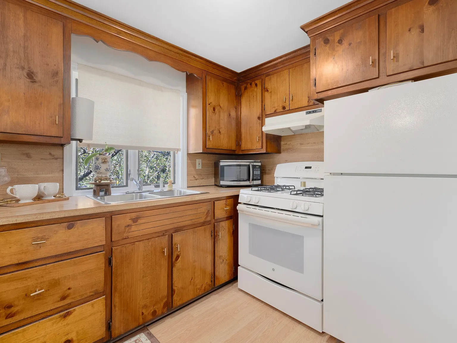 1 bed, 528 sqft, $1,700 — Photo 4