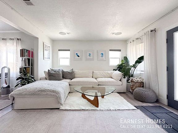 2nd image of 2918 S Norton Ave