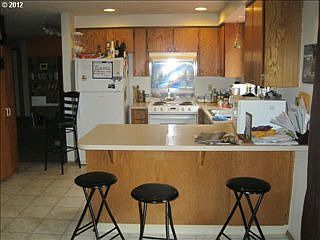 4th image of 12409 NE 39th St