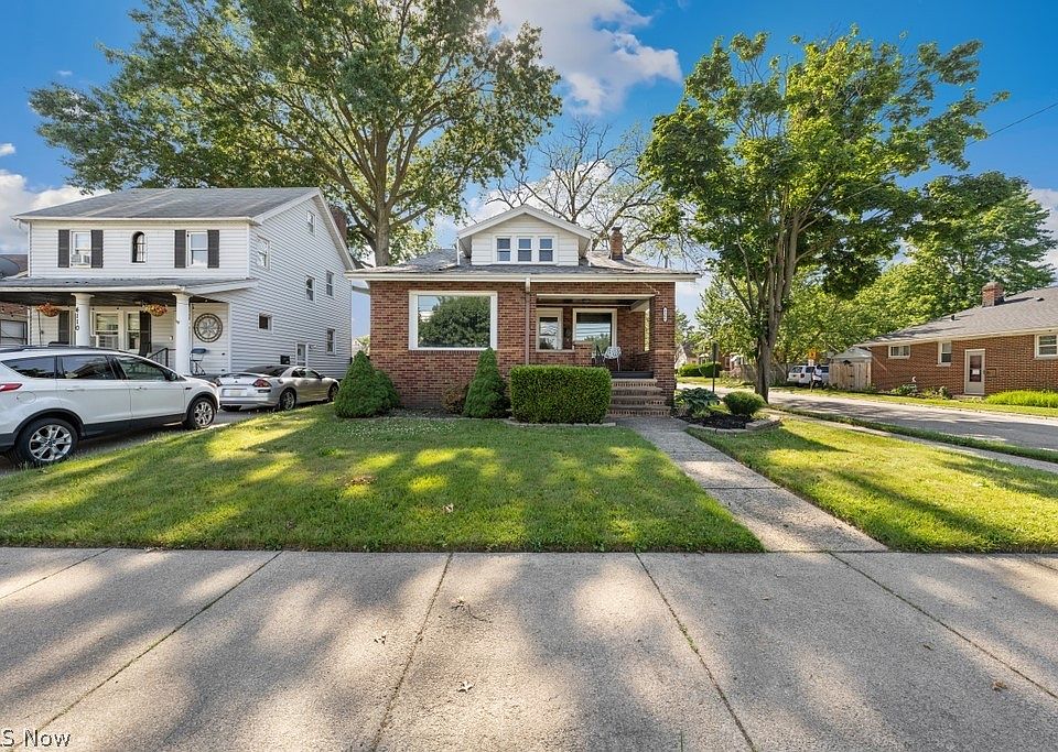 1st image of 4106 W 140th St