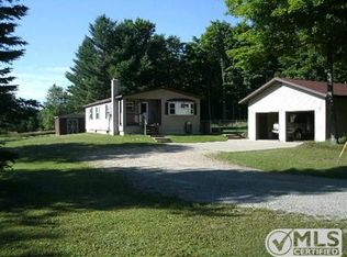 E9727 Gates Rd, Munising, MI 49862