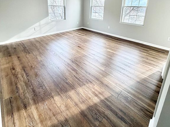 5th image of 129 Main Street Anx #B