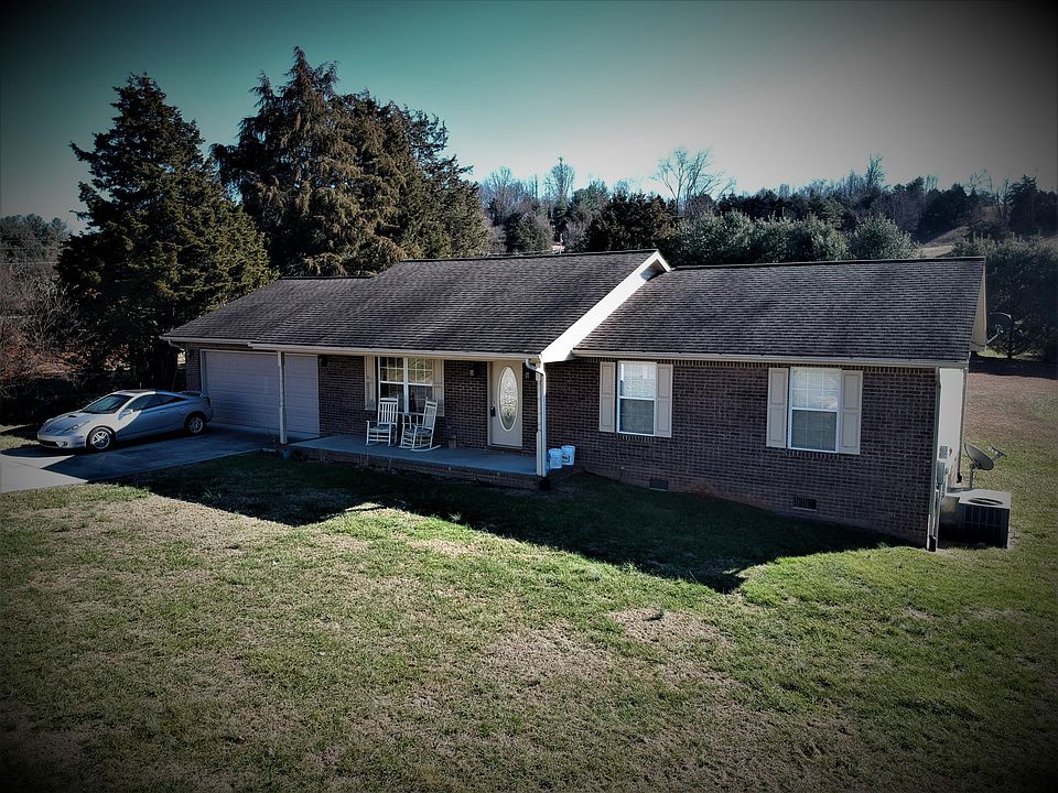 1st image of 555 Altina Cir