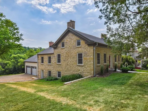 235 Davis Street, Mineral Point, WI 53565
