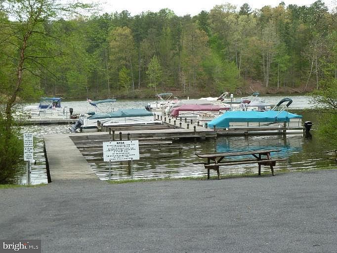 1st image of 147 Dogwood Draw