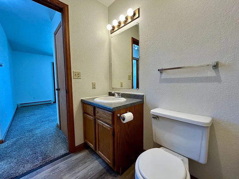 1216 N Point Dr — Photo 11