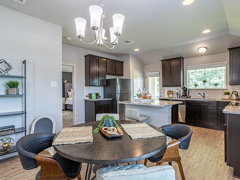 1420 Walden Pond Dr — Photo 14