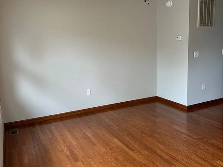 175 E Grande Ave — Photo 11