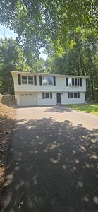 33 Blossom Street, Waterbury, CT, 06706