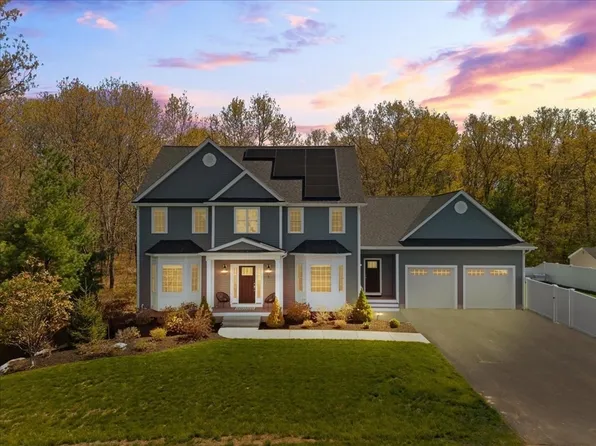5 Baron Dr, North Easton, MA 02356