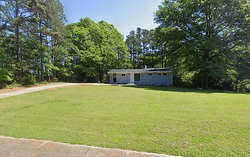 1112 W Lake Dr Photo 1