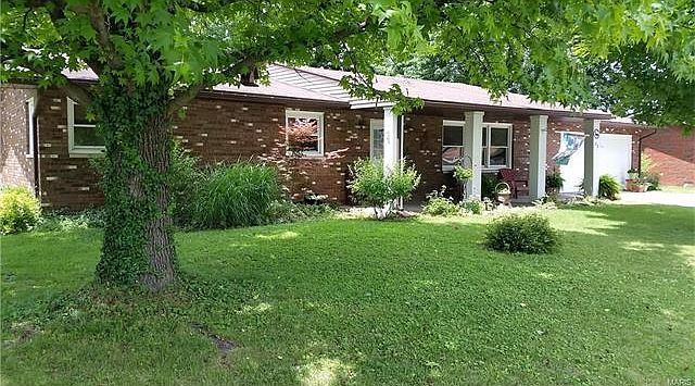 1st image of 23 Rosewood Dr
