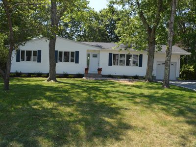 42 Riverdale Dr, Hampton Bays, NY, 11946